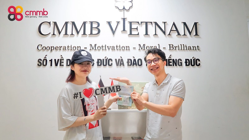 Nguyen Mai Hien Giang 2001 tuyen Quang Dieu Duong 08.21.jpg