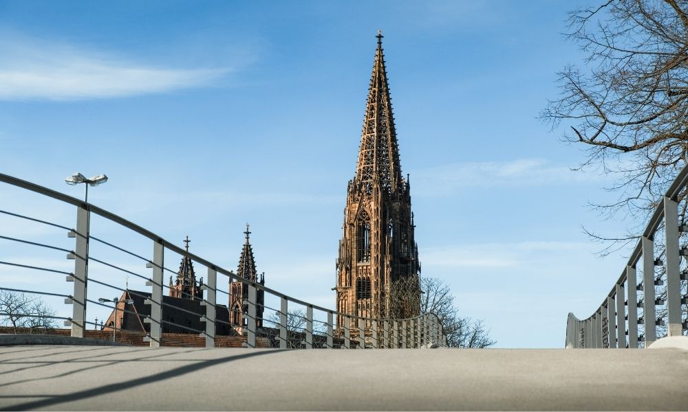 Thành phố Ulm và nhà thờ Godthic